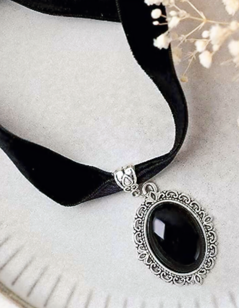 Black Velvet Victorian Choker