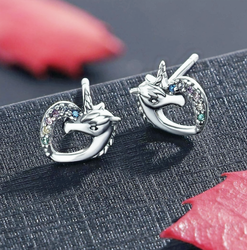 Unikorn Stud Earings