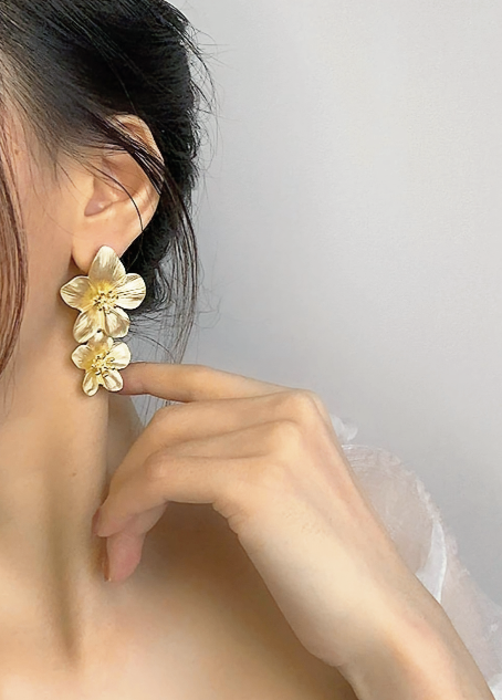Boho Long Double Daisy Flower Pendant Earrings