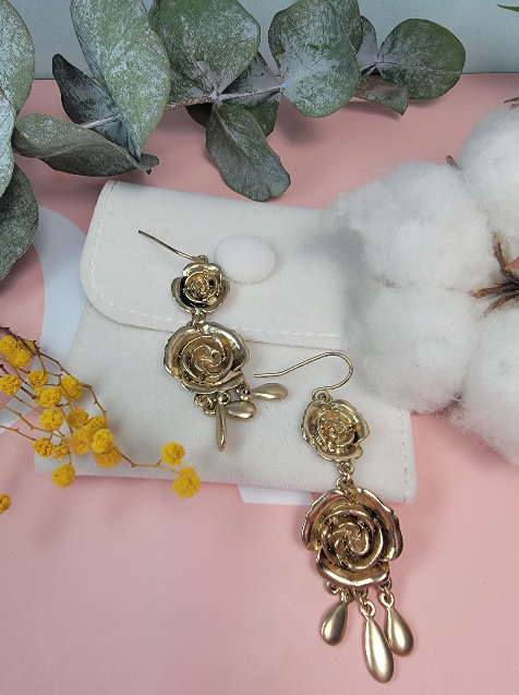 Dangle Dloral Earrings