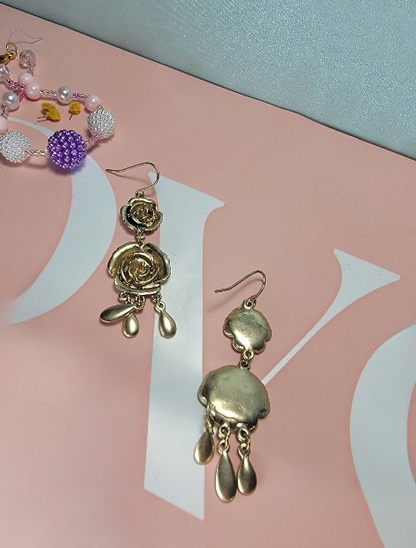 Dangle Dloral Earrings