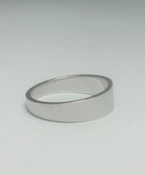 14K White Gold Ring